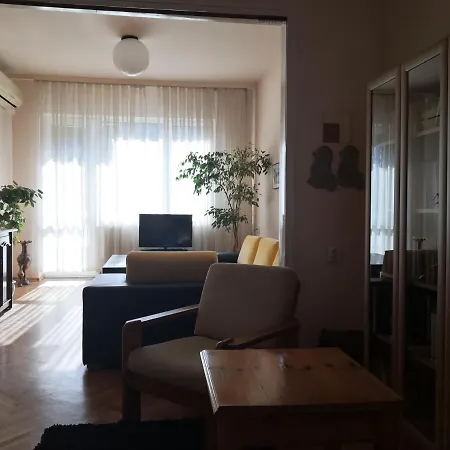 Apartment Maritza
